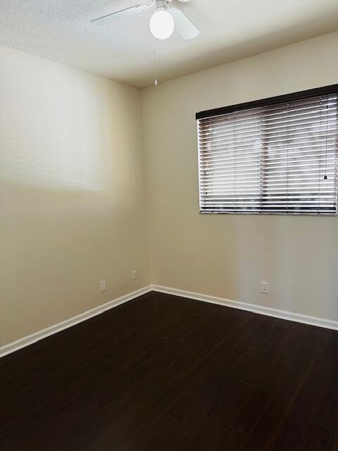 Building Photo - 4390 Berkshire Wharf Dr