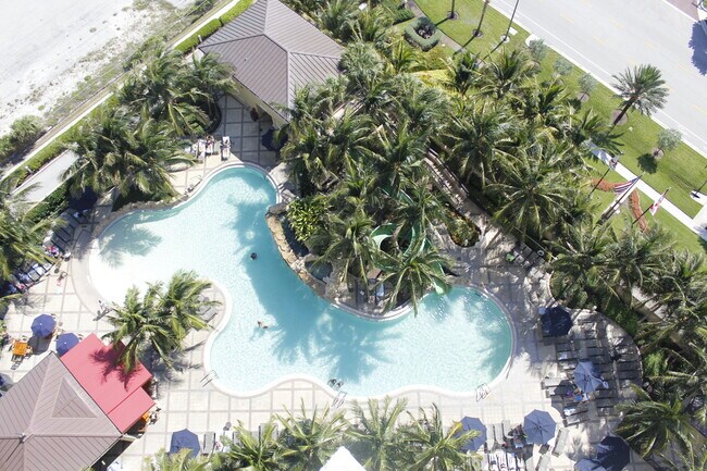 Building Photo - 3800 N Ocean Dr