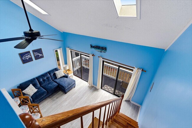 Building Photo - 3700 Golf Colony Ln