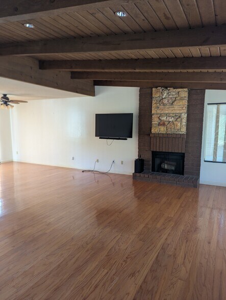 Building Photo - 2645 Anza Trl
