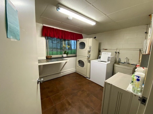 Building Photo - 37 Crystal St