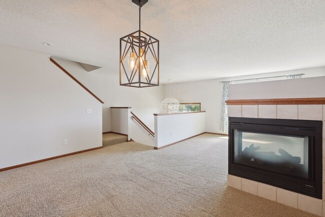 Building Photo - 15024 Farnham Ave N