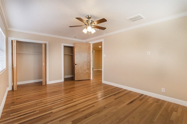 Building Photo - 2098 Harland Dr