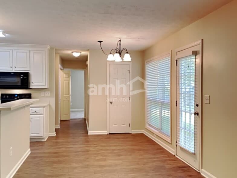 Building Photo - 4366 Foxberry Run