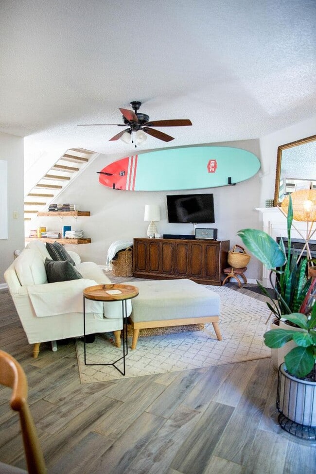 Building Photo - 7761 Falcon Rest Cir
