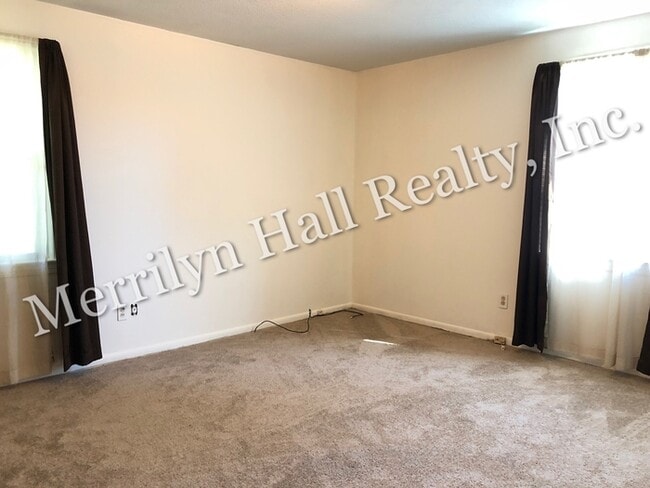 Building Photo - 2130 Morninglo Ln