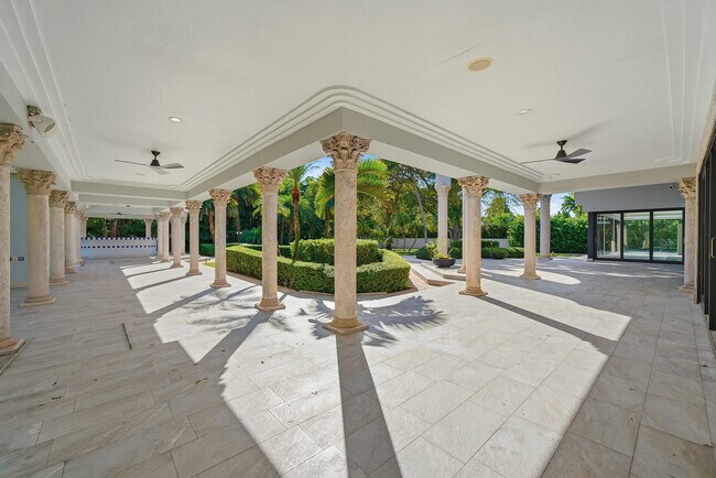 Building Photo - 10270 SW 58th St