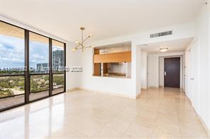 Building Photo - 16275 Collins Ave