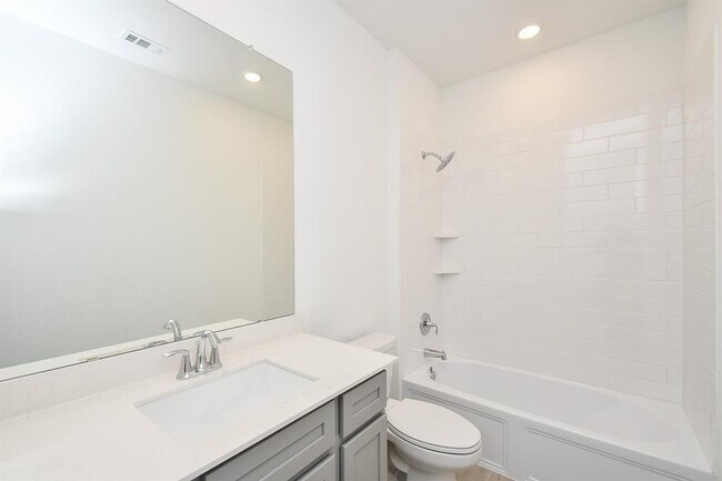 Building Photo - 5459 Holly Hvn Ct