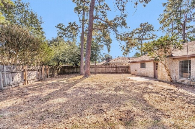 Building Photo - 23914 Spring Gum Dr