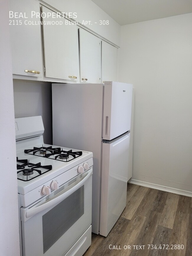 Building Photo - 2115 Collingwood Blvd