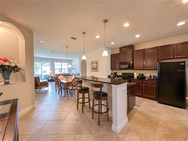 Building Photo - 720 Parkmont Pl