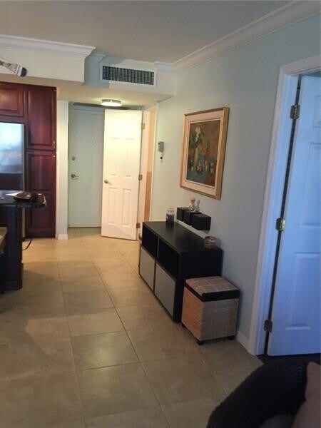 Building Photo - 1900 S Ocean Blvd