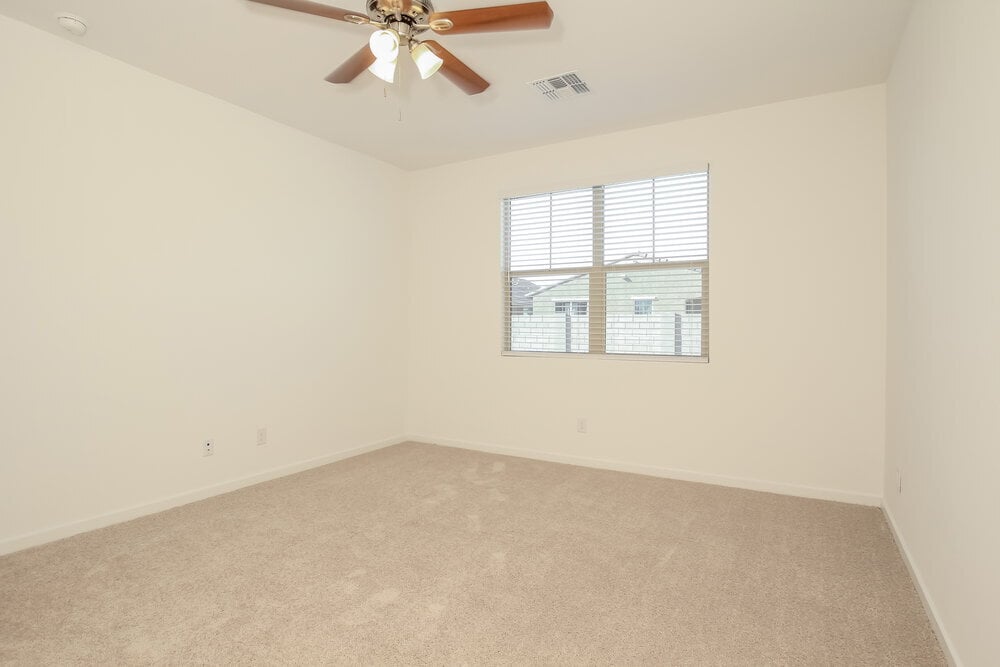 Building Photo - 11022 W Marguerite Ave