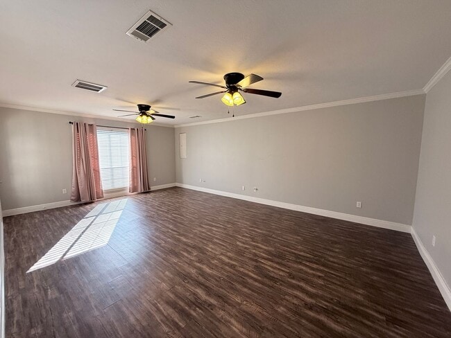 Building Photo - House For Rent with Pool