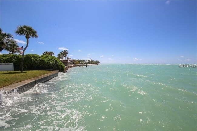 Building Photo - 4822 Ocean Blvd