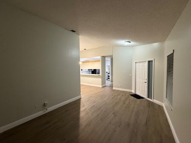 Building Photo - 10709 Pelican Dr