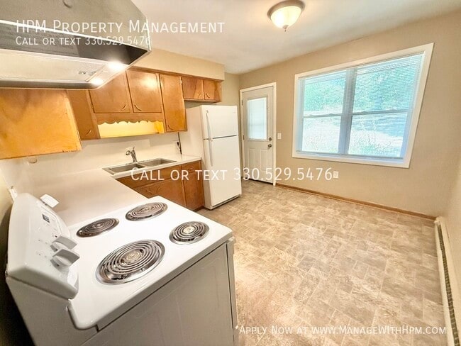 Building Photo - 8983 Beatty St NW