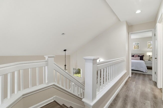 Building Photo - 6121 Lambeck Ln