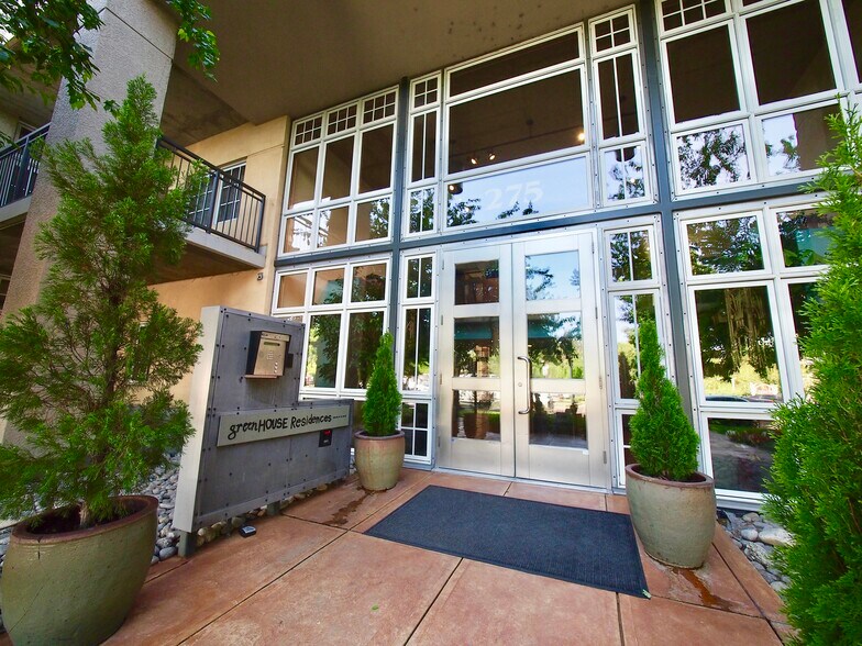 Building Photo - 275 S Harrison St