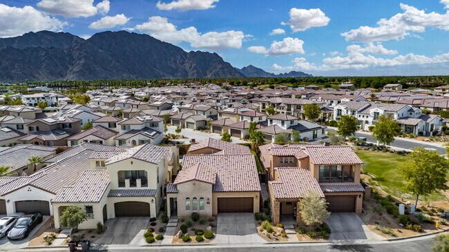 Building Photo - 80450 Platinum Wy