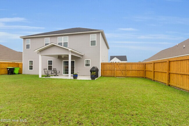 Building Photo - 1017 Bluewater Blvd