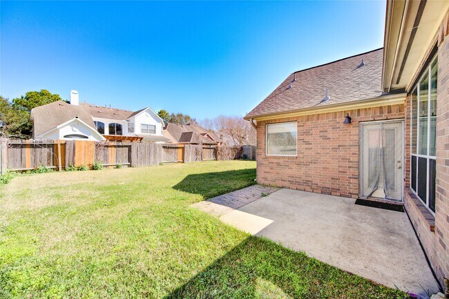Building Photo - 22514 Jutewood Ln