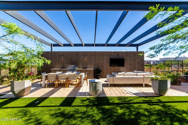 Building Photo - 19355 N 73rd Way