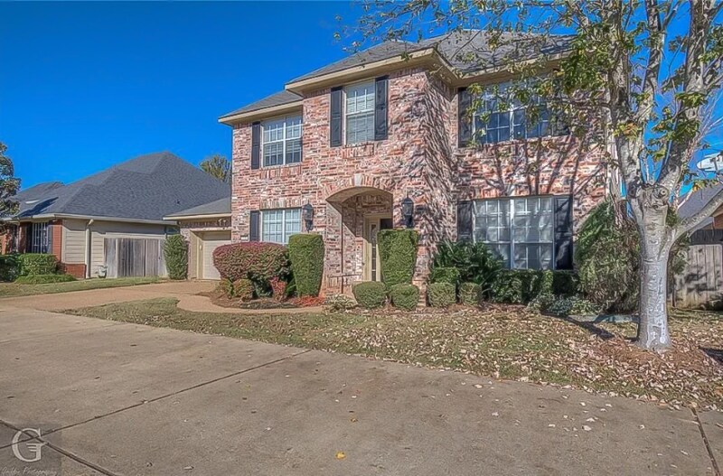 Building Photo - 110 Diana Dr