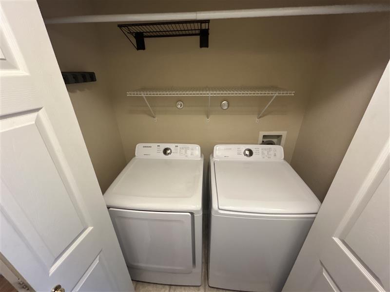Laundry - 3011 Mandalay Grv