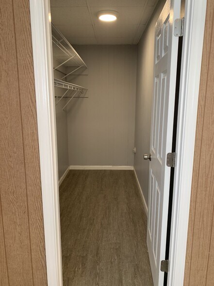 Building Photo - 1220 Stoughton Ave