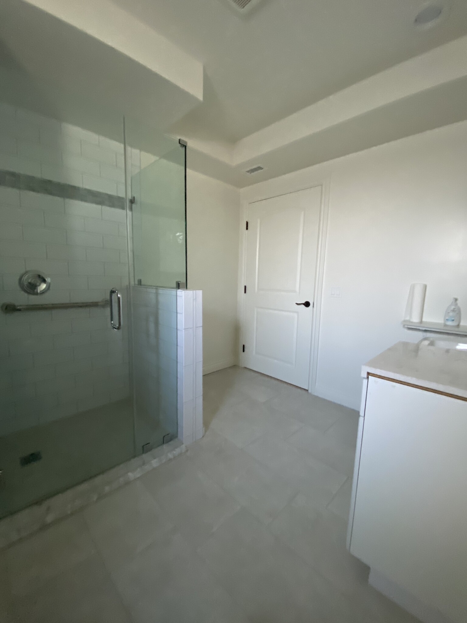 Downstairs Bathroom - 5906 Murietta Ave