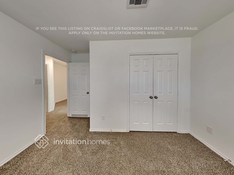 Building Photo - 18719 Charter Elm Dr