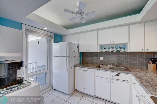 Building Photo - 1461 S Ocean Blvd