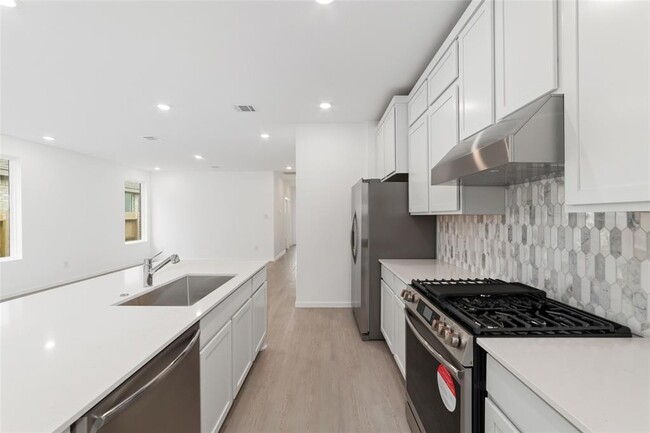 Building Photo - 6422 Orchid Bch Dr