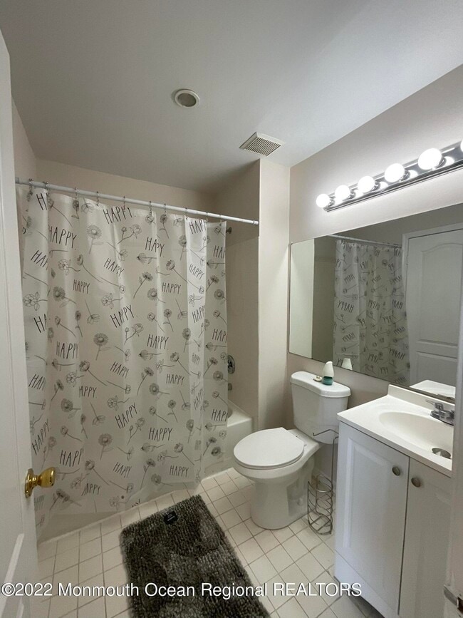 Building Photo - 907 Creamery Ct