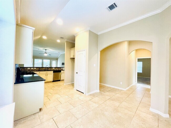 Building Photo - 6838 Pear Point Ln