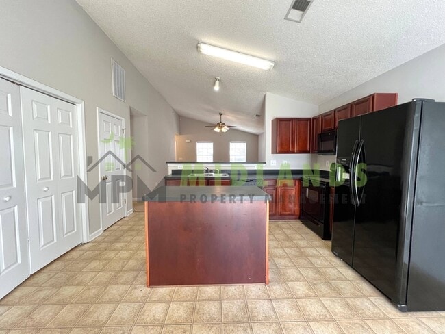 Building Photo - 139 Arthurdale Dr