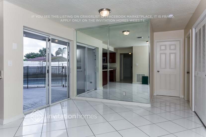 Building Photo - 8119 NW 72nd Ave