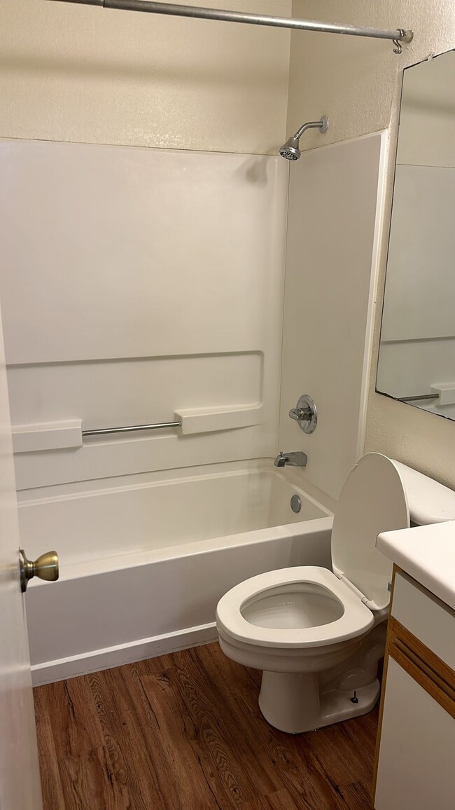 Building Photo - 529 Southwest Pkwy