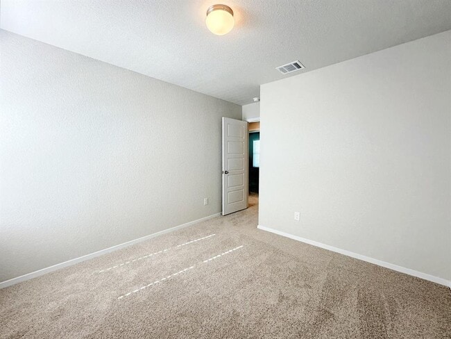 Building Photo - 163 Haywood Mnr
