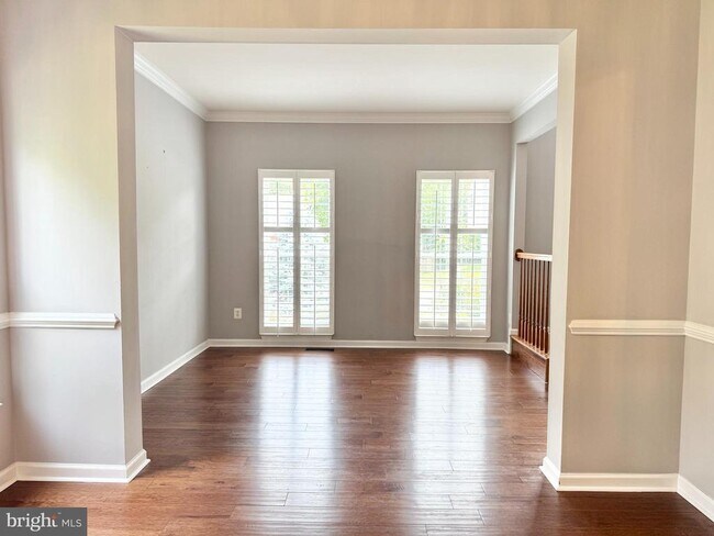 Building Photo - 35 Live Oak Ln