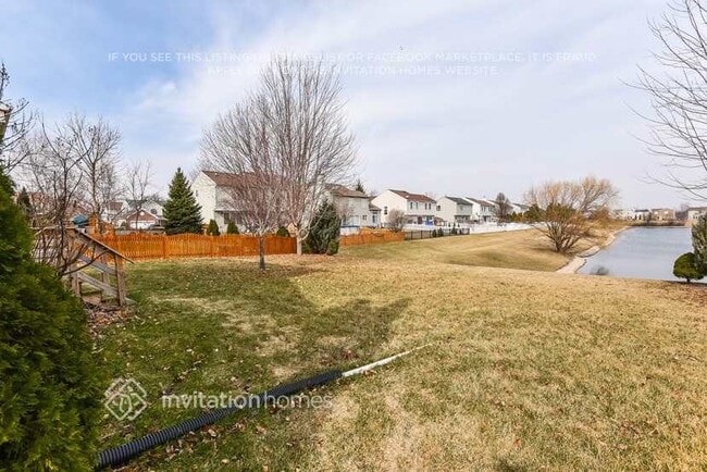 Building Photo - 6801 Desert Dr