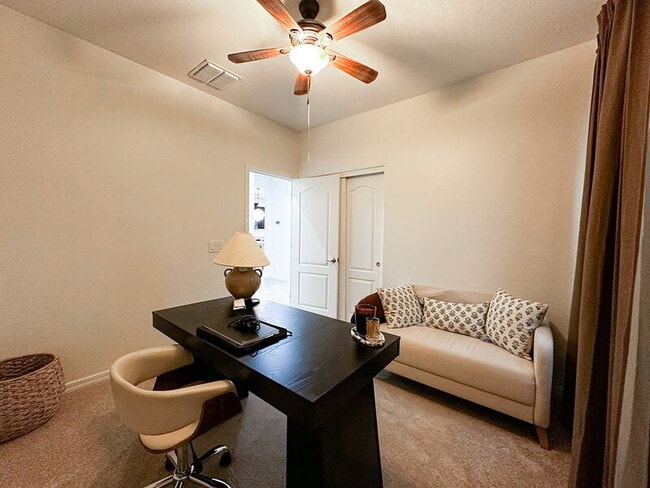 Building Photo - 41602 W Anne Ln