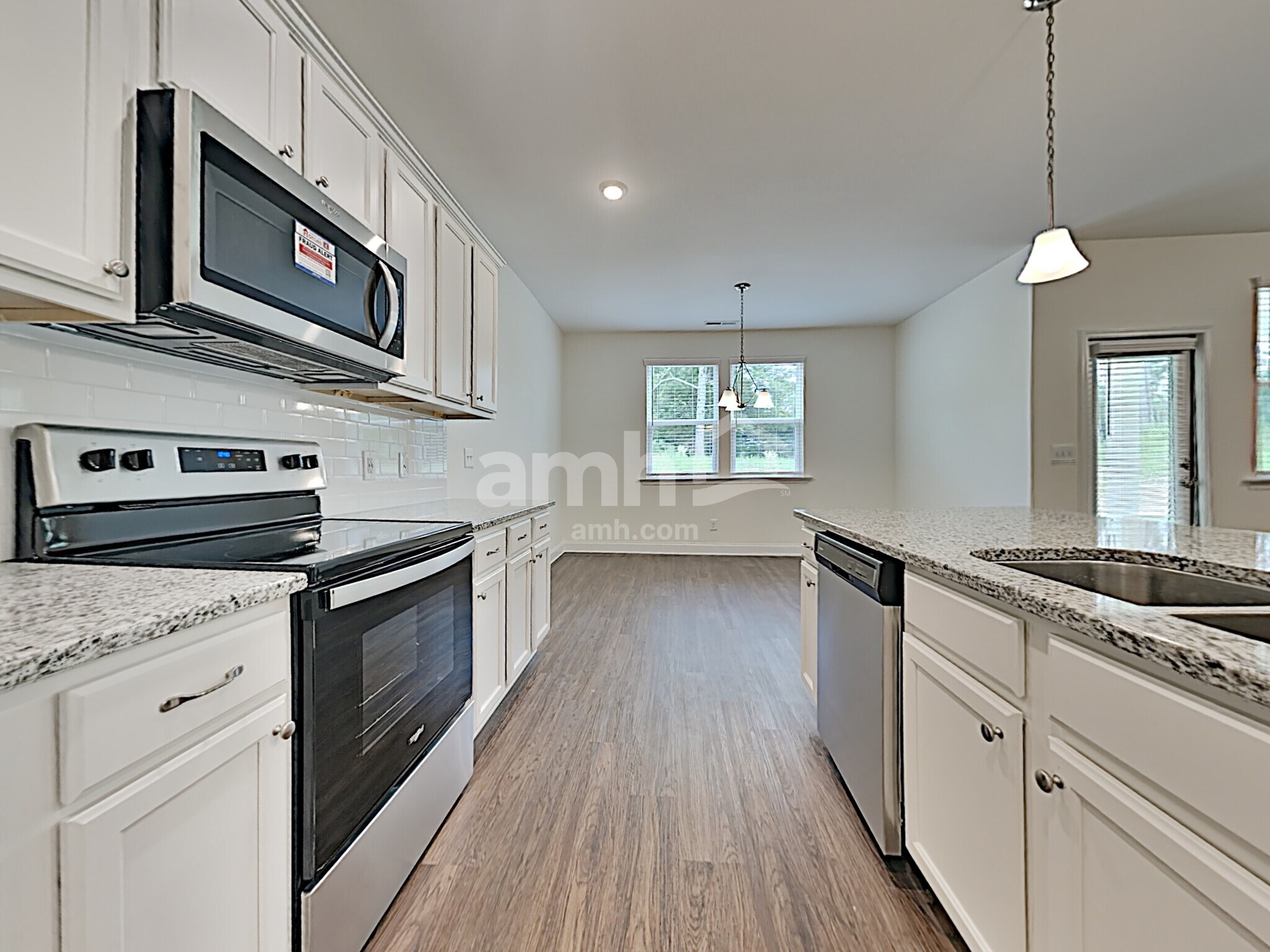 Building Photo - 147 Pullen Dr