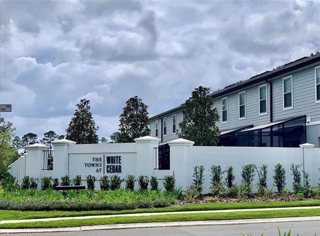 Primary Photo - 294 Cedar Bark Ln