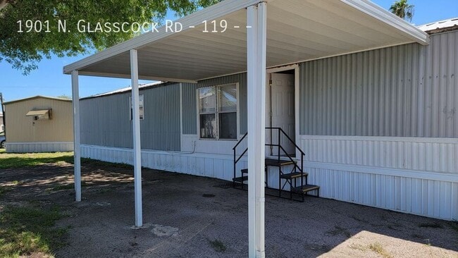 Primary Photo - 1901 N Glasscock Rd
