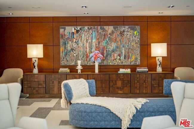 Building Photo - 9000 W 3rd St