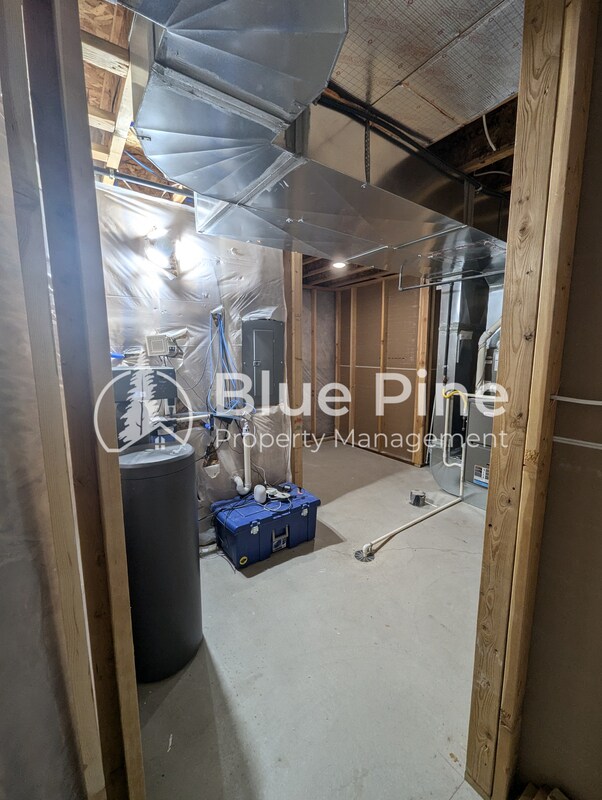 Building Photo - 4232 Athlen Wy