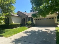 Building Photo - Riversgate Community - Gated 3 bdrm, 2 bath!